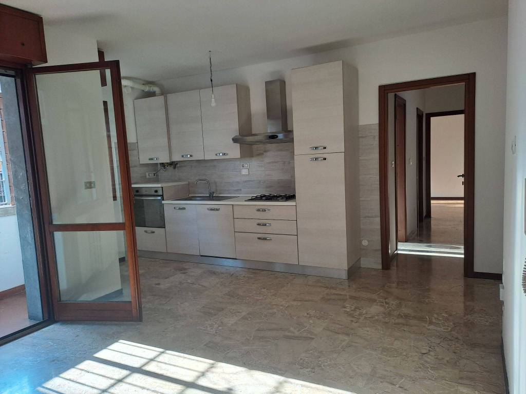 Trilocale via giovanni luteri dosso dossi 15, barca, bologna