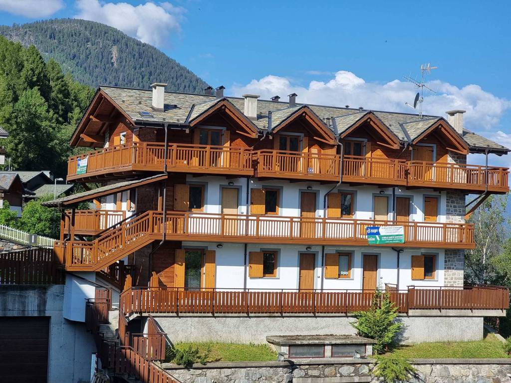 Trilocale via clef 40, aprica