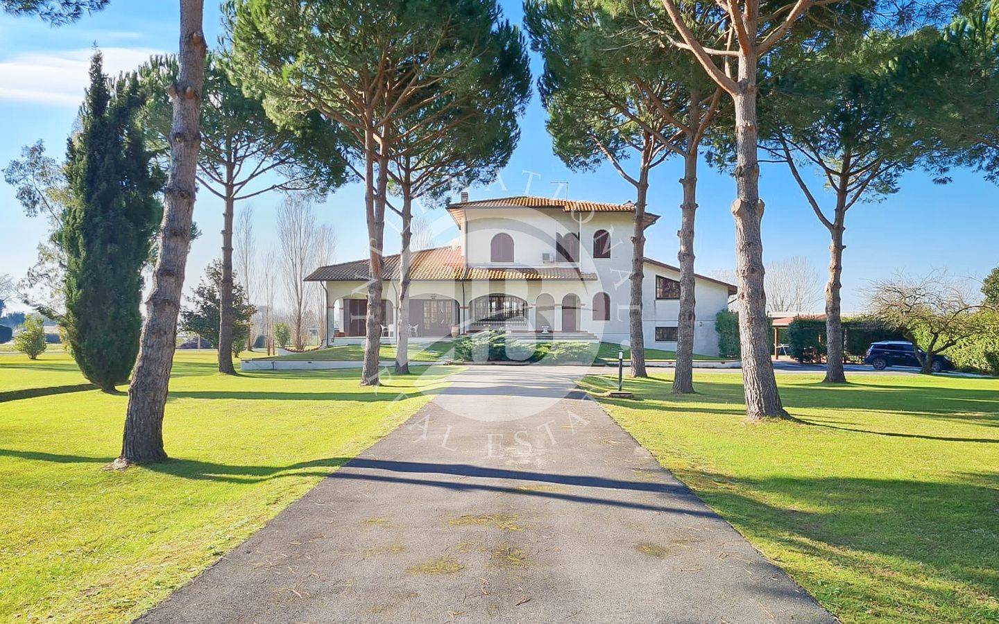 Villa in vendita a Pietrasanta