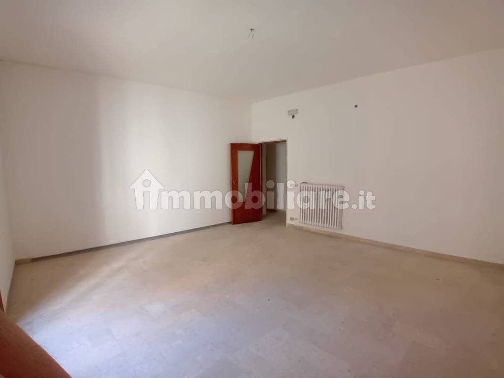 Stanza non arredata
