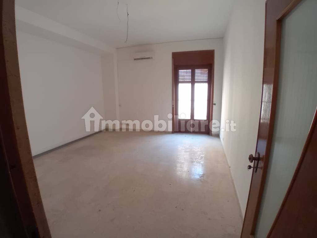 Stanza non arredata