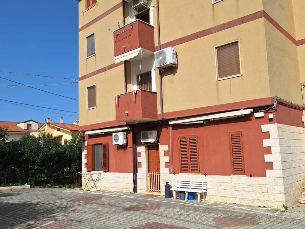Quadrilocale via stazione 1, santa domenica, ricadi