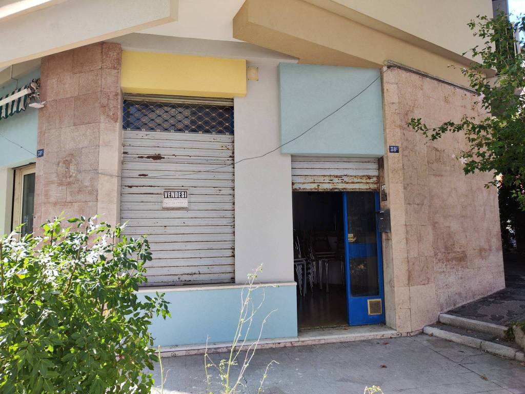 Locale commerciale viale dei campi elisi 38, san vito - campi elisi, trieste