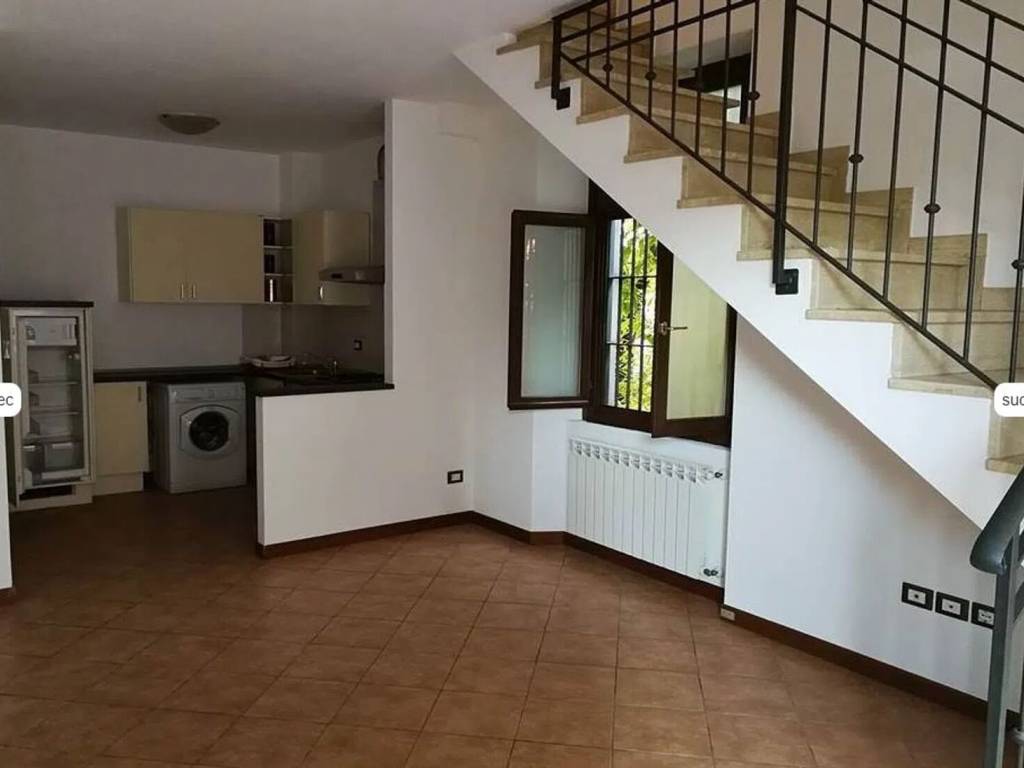 Trilocale via giacomo matteotti, centro, pieve a nievole