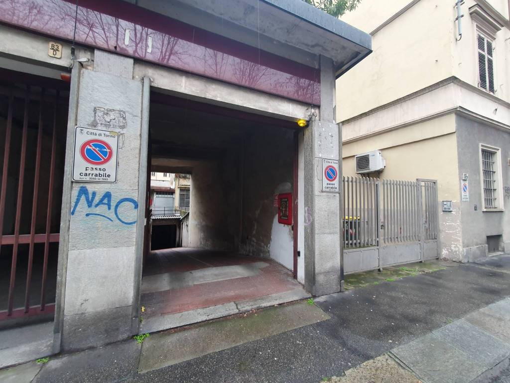 Garage - box via san donato 83, san donato, torino