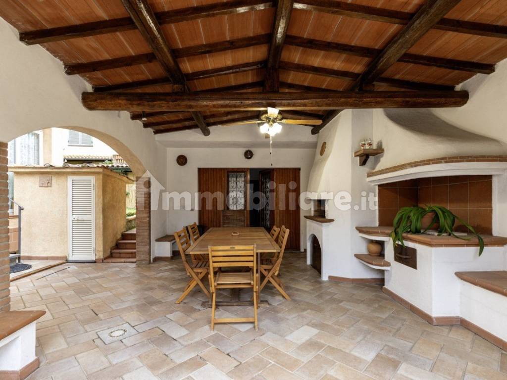 Salone