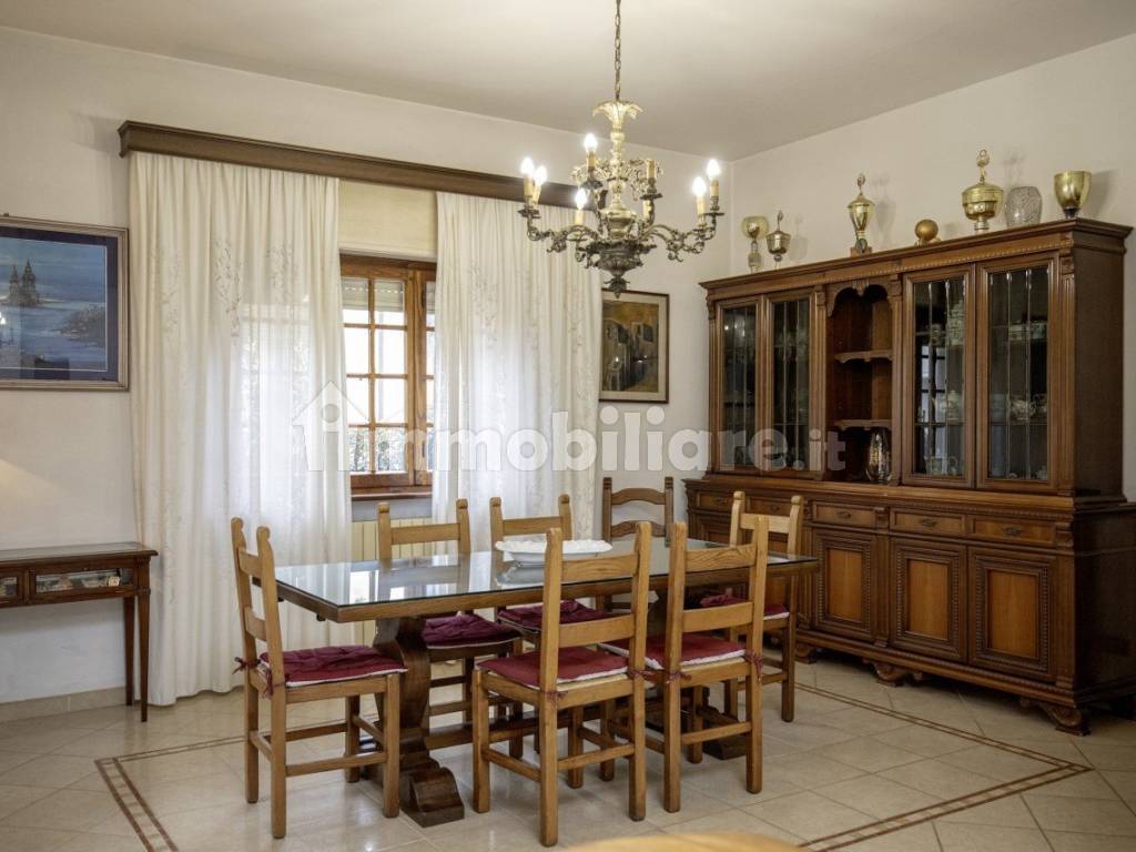 Salone