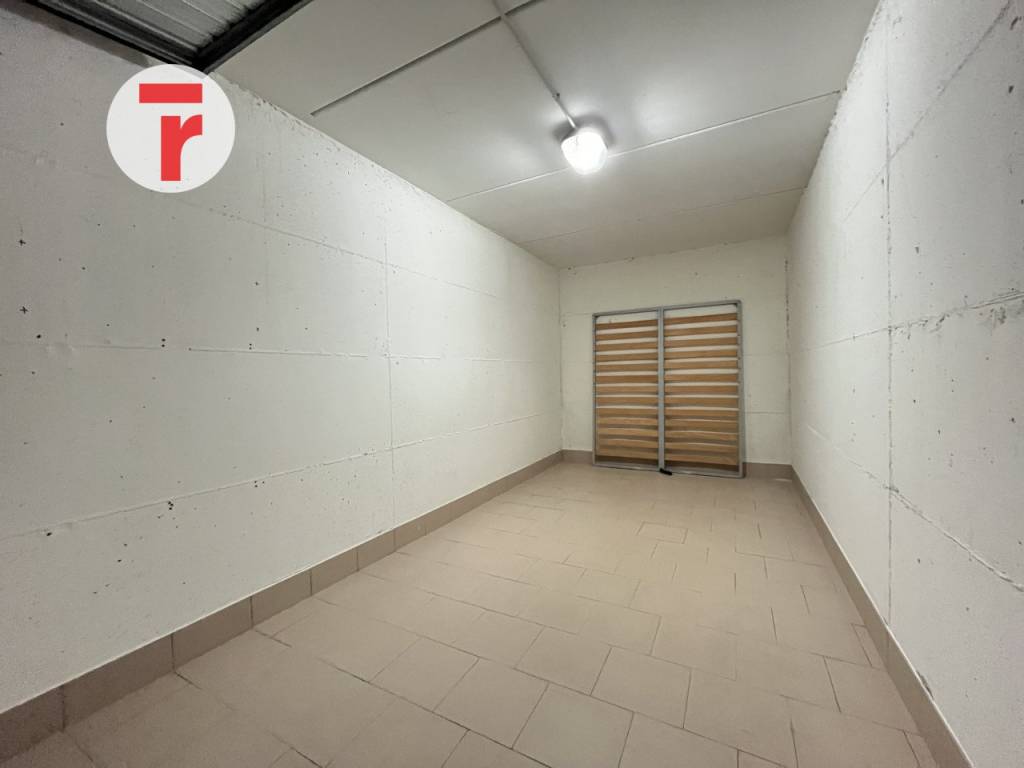Garage - box via giuseppe mazzini, sarmeola, rubano