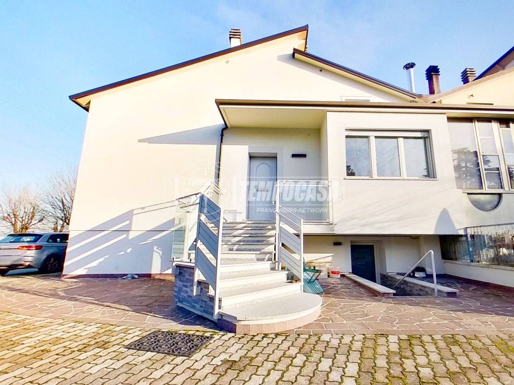 Villa unifamiliare via ventena ii' 6, cattolica