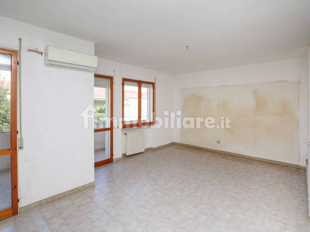 Stanza non arredata