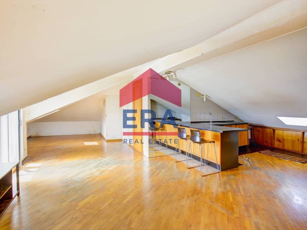 Mansarda via dei Sette Metri 78, Morena, Roma