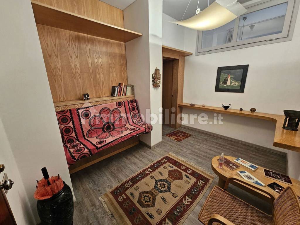 Vendita Appartamento Laveno-Mombello. Monolocale in via Labiena 93 ...