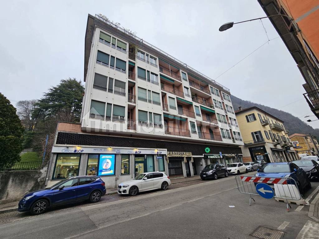 Vendita Appartamento Laveno-Mombello. Monolocale in via Labiena 93 ...