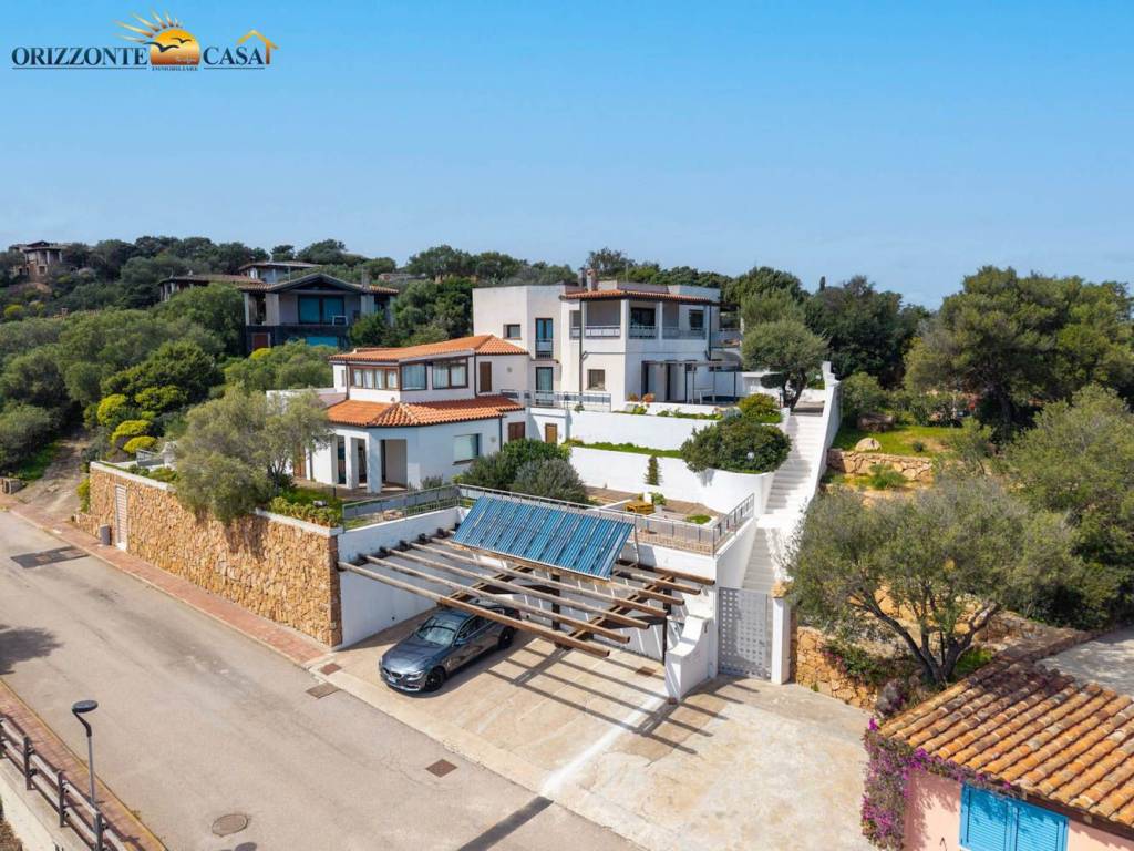 Villa plurifamiliare via mandrolisai, porto san paolo, loiri porto san paolo