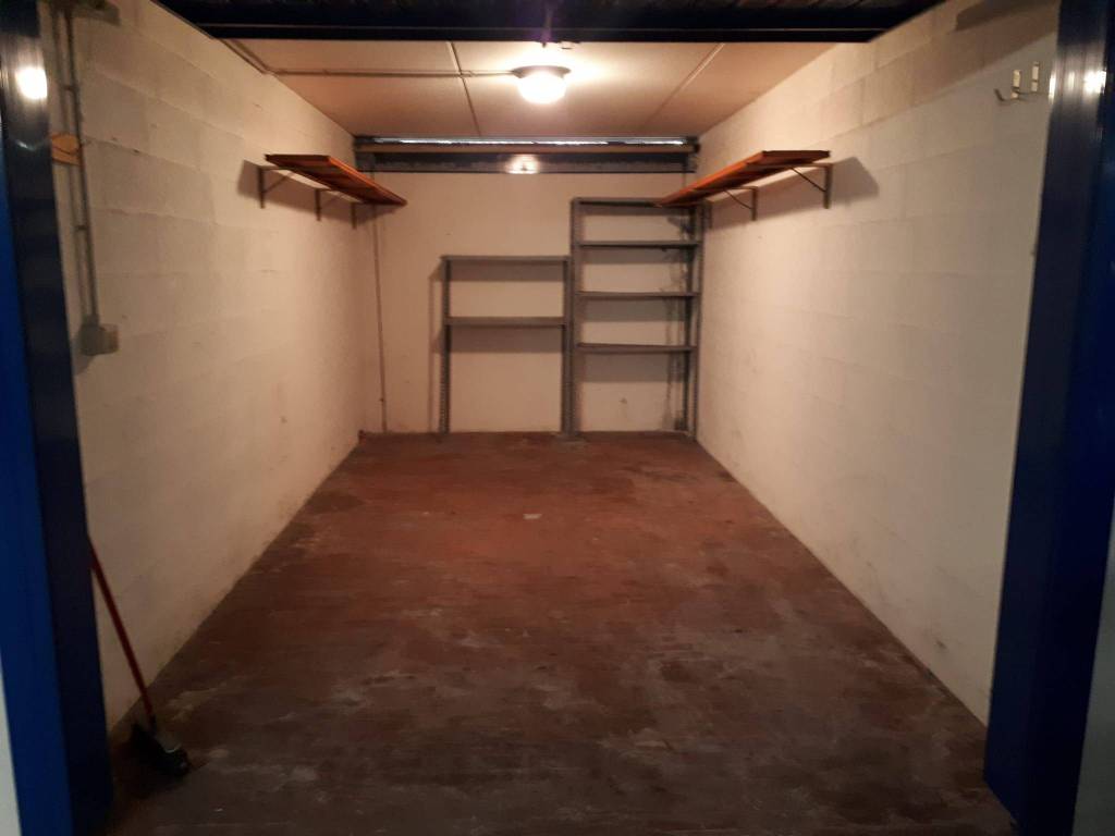 Garage - box via aldo cividali, saffi, bologna
