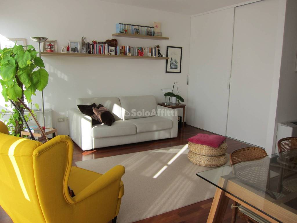 Bilocale viale miramare 3, roiano, trieste