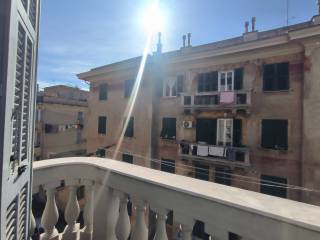 4-room flat via Rovereto, Pra', Genoa