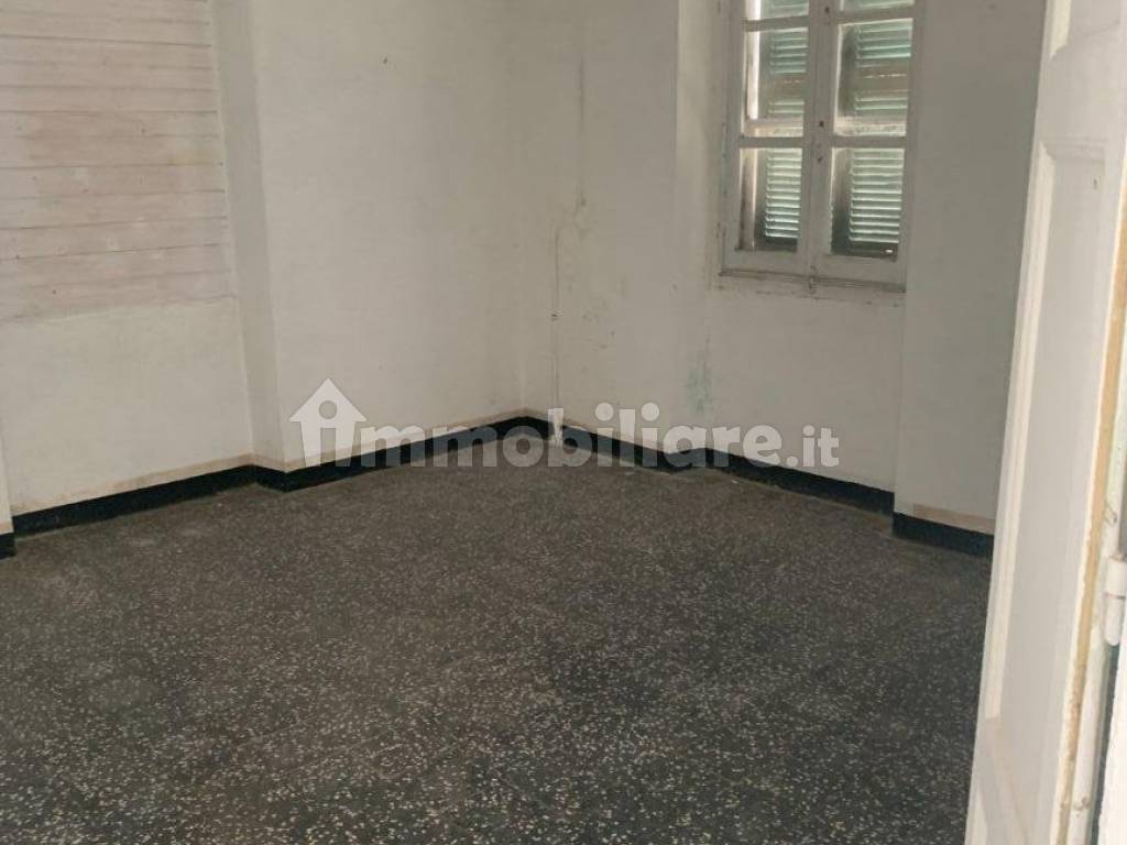 Stanza non arredata