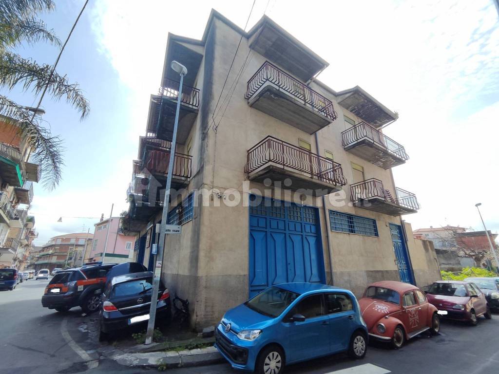 Bandiera 3x5ft Concessionaria Auto Immobiliare Insegna - 100% Poliestere Stampata Multicolore