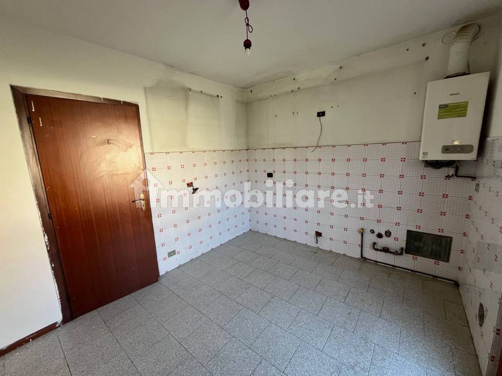Vendita Appartamento Treviglio. Trilocale, Buono stato, piano rialzato ...