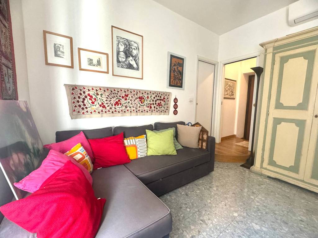 Stanza singola via giacomo boni 15, roma