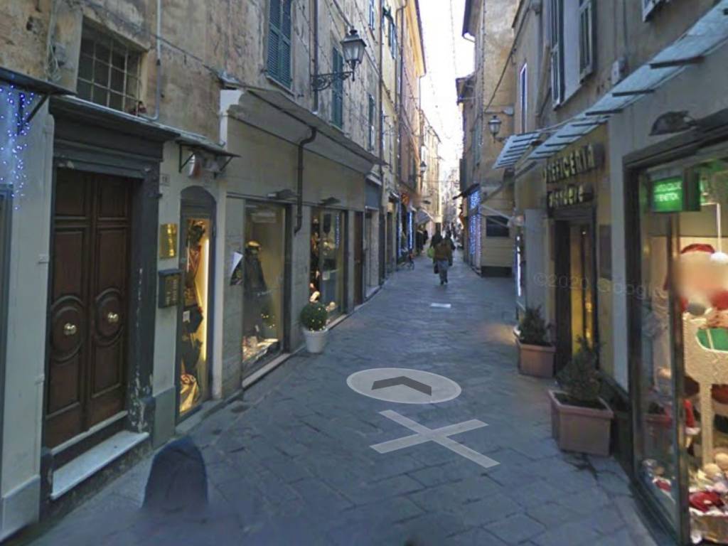 Locale commerciale via vittorio veneto, centro, alassio