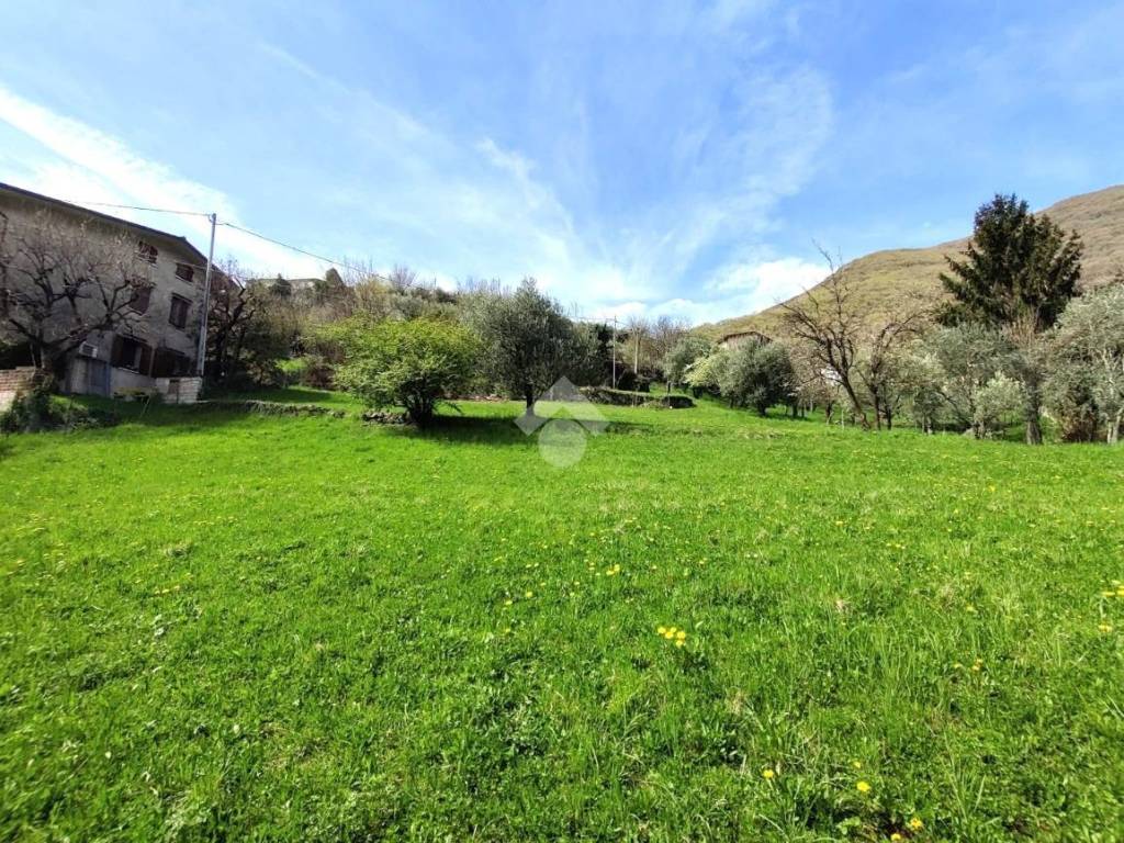 Terreno edificabile contrà colle basso, valrovina, bassano del grappa