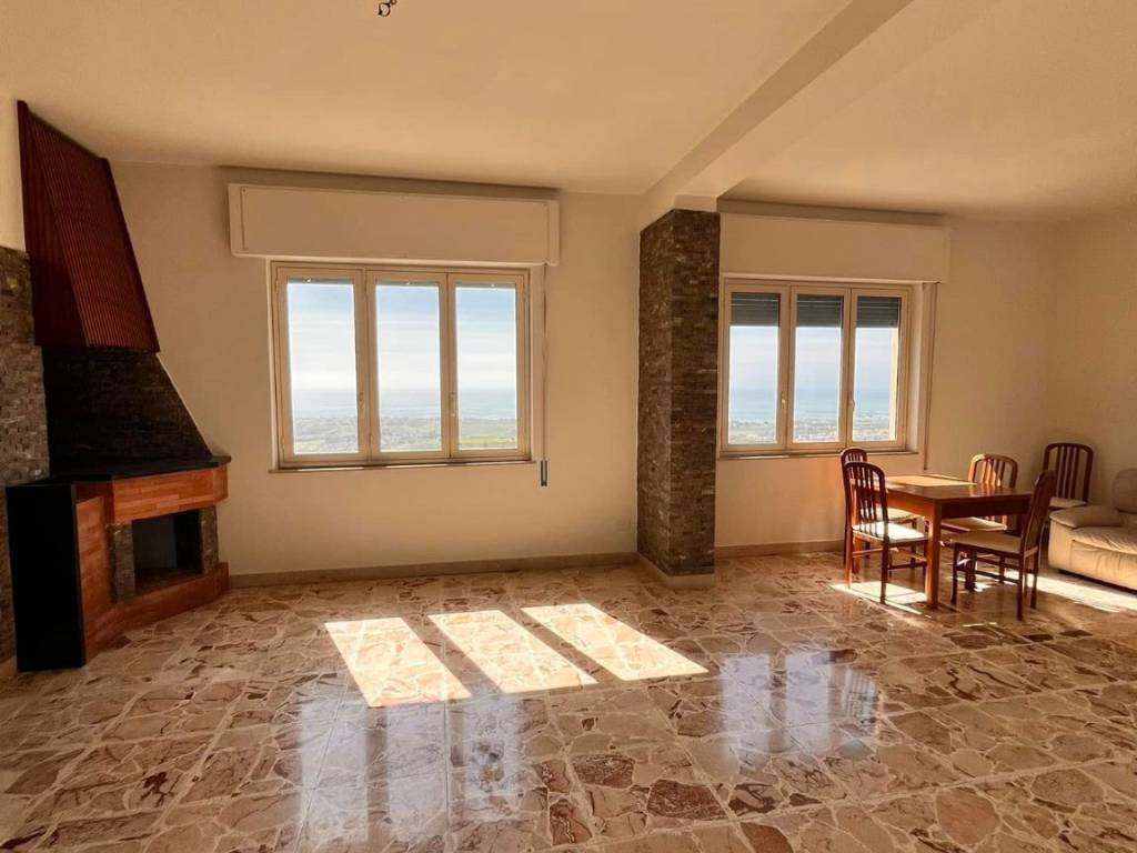Appartamento via empedocle 47, centro storico, agrigento