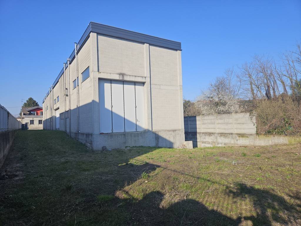 Capannone corso sempione, ronchi, gallarate
