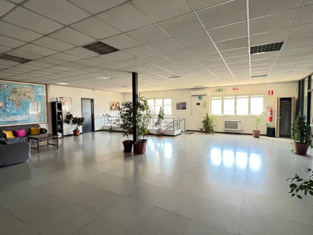 Ufficio - studio via luigi volpicella 193, barra, napoli