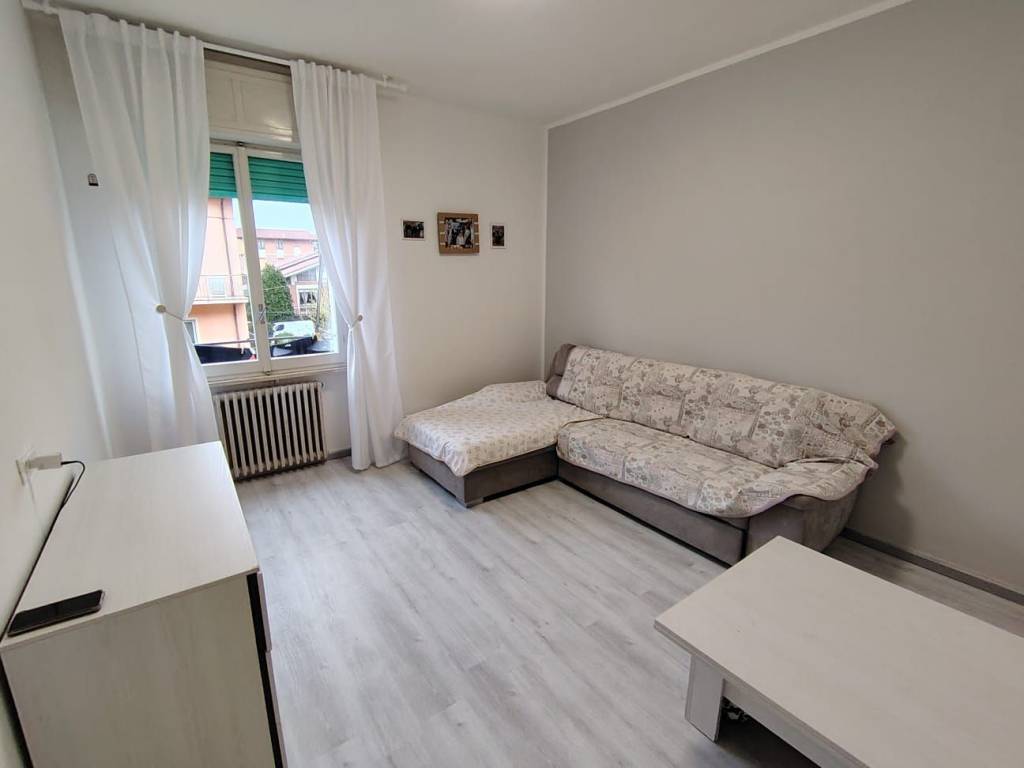 Trilocale via antonio cicognani, miralfiore, pesaro