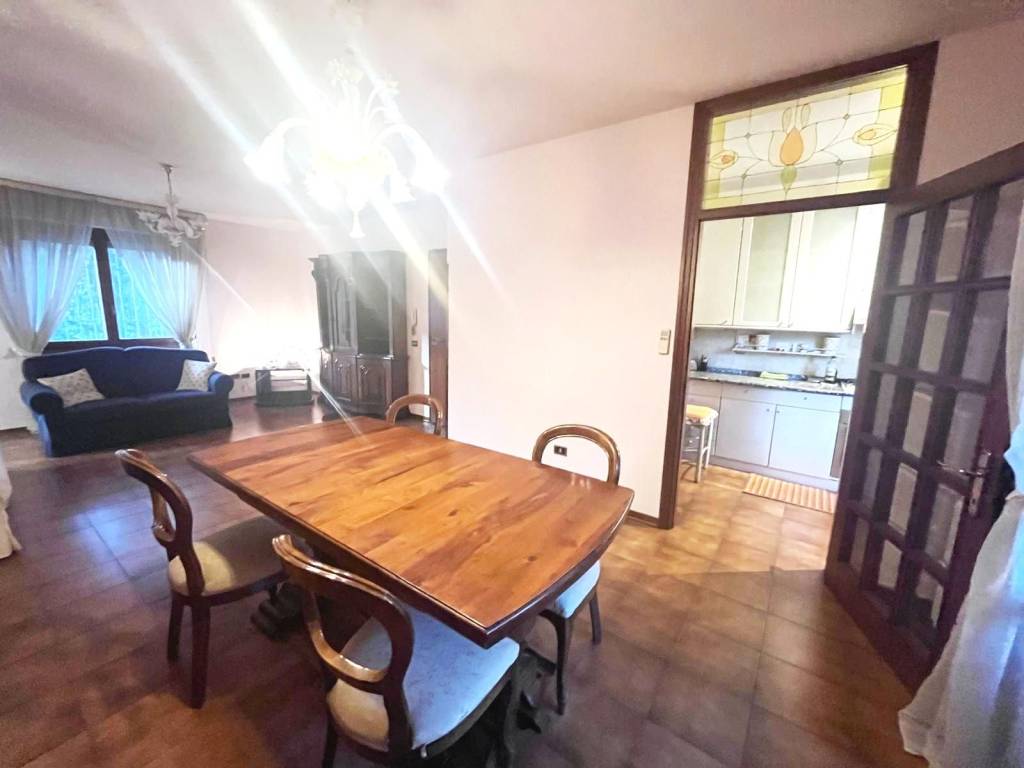 Appartamento via giuseppe catani, mezzana, prato