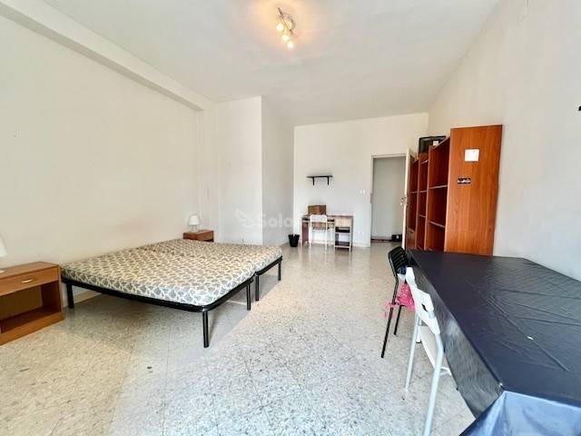Stanza in affitto in appartamento via paolo lembo 44, bari