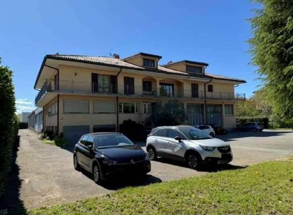 Capannone all'asta via don giovanni minzoni, sirone