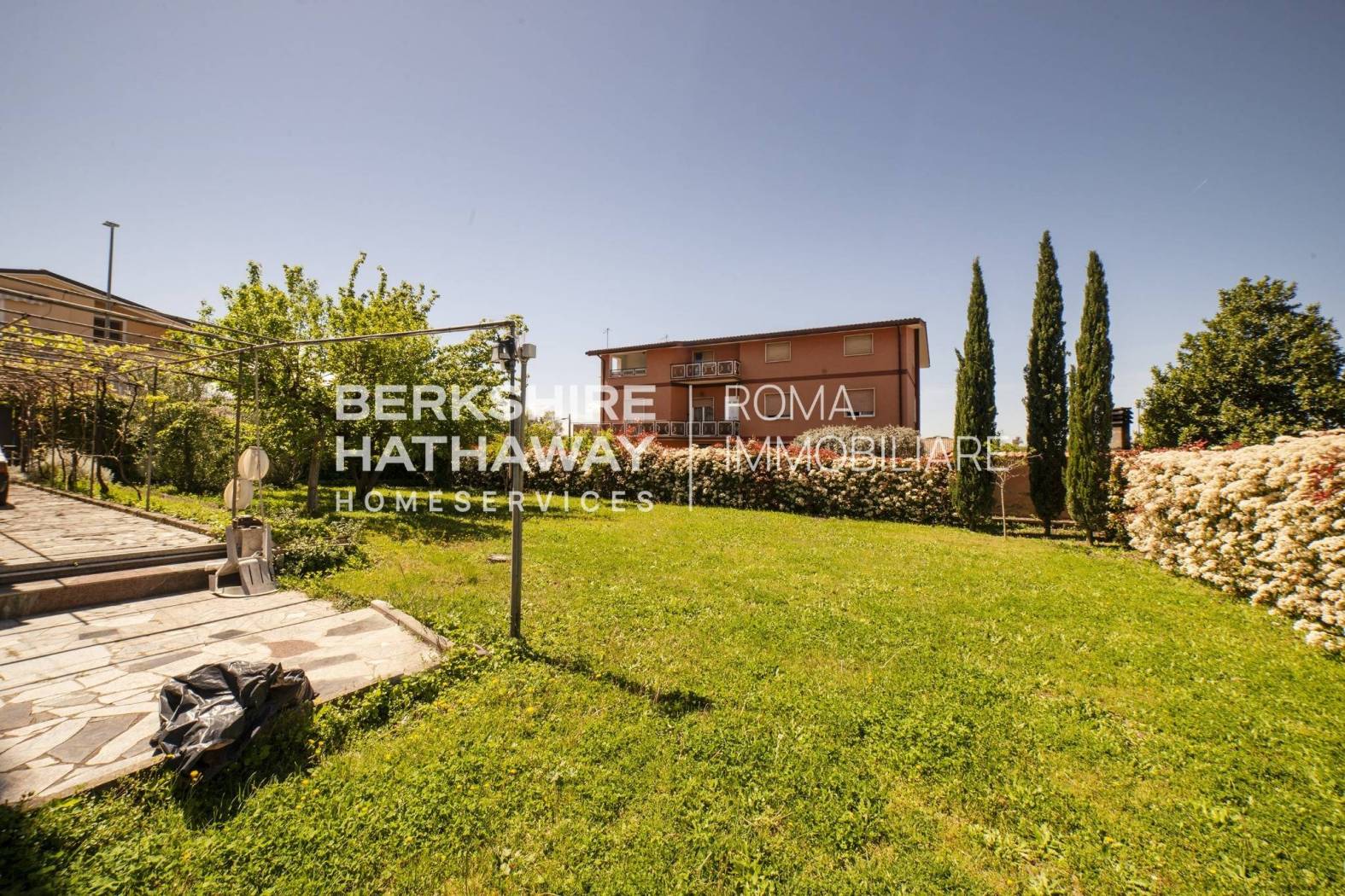 Casa indipendente in vendita a Roma