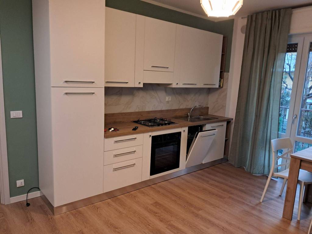 Trilocale via merano, borgo roma, verona