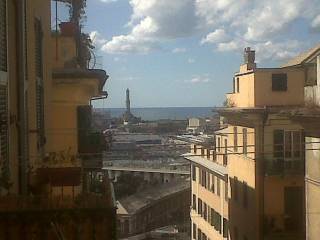 3-room flat via Giuseppe Avezzana, Lagaccio, Genoa