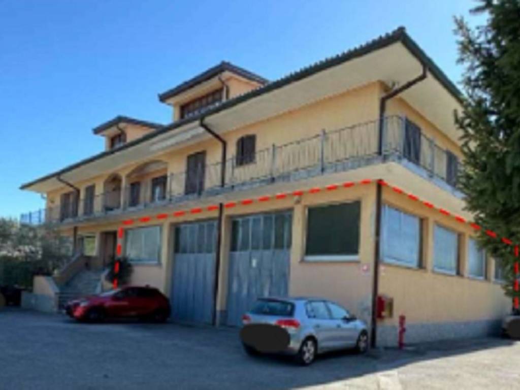 Capannone all'asta via don giovanni minzoni 25, sirone