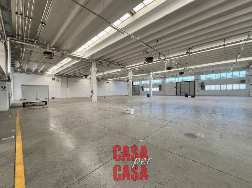 Capannone via umbria, zona industriale, monselice