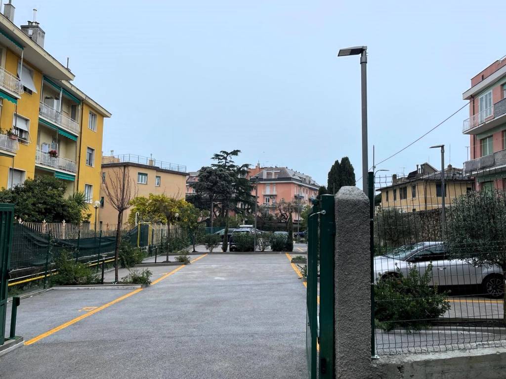 Posto auto - moto via puggia, albaro, genova