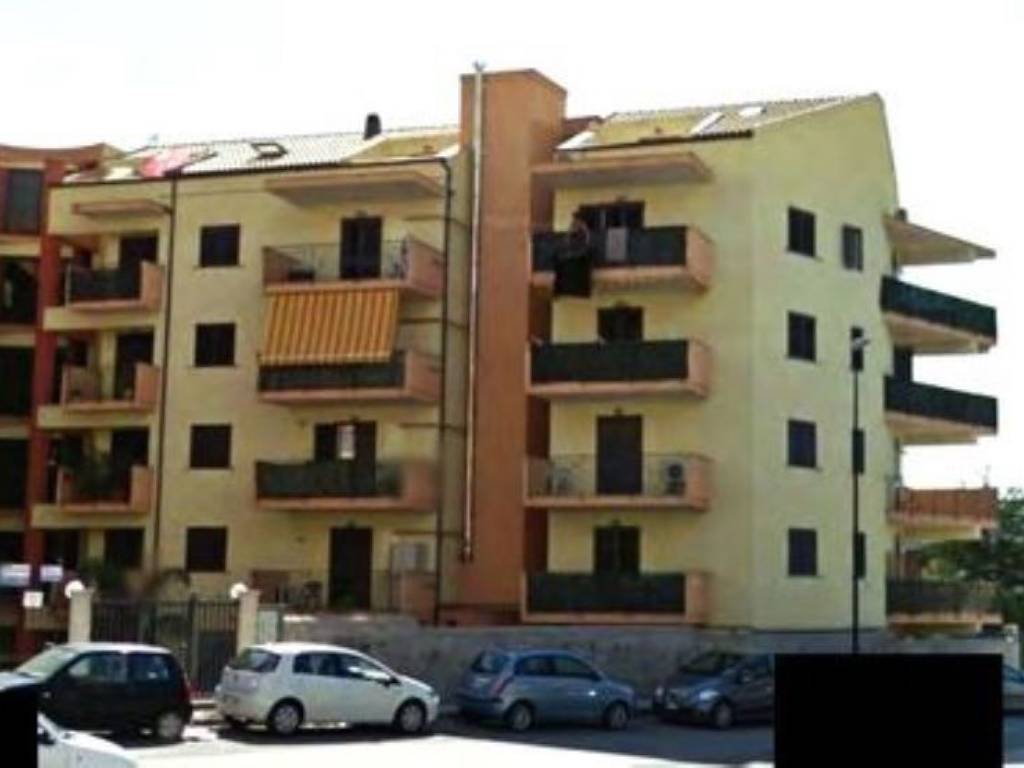 Appartamento all'asta via bartolomeo colleoni e, messina