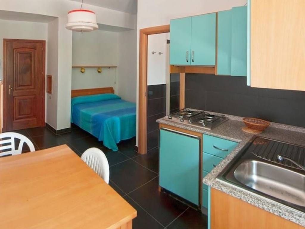 Monolocale via ammiraglio burzagli 50, città, montevarchi