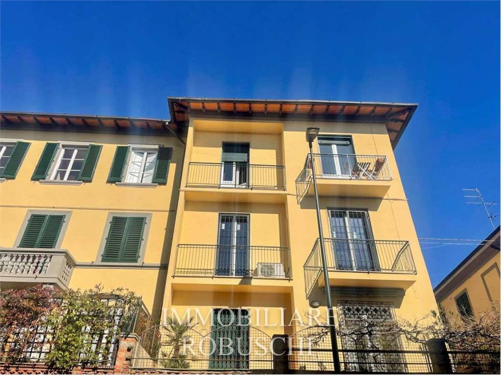 Quadrilocale via barbacane, salviatino - san domenico, firenze