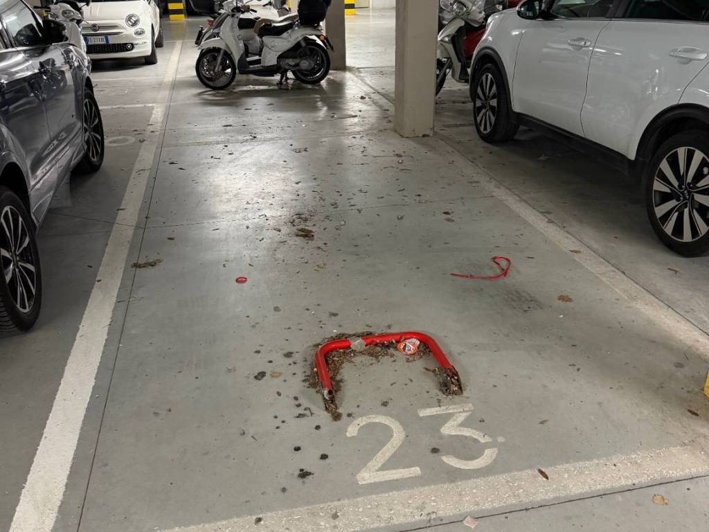Posto auto - moto via argentiera, porto santo stefano, monte argentario