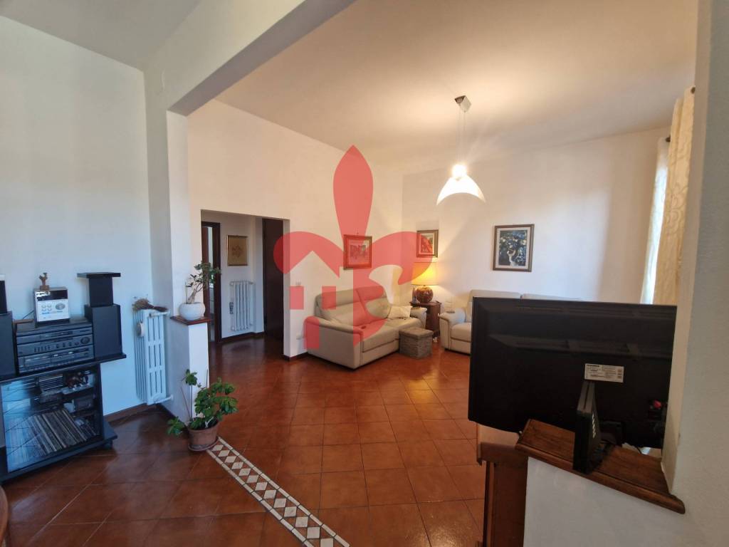 Quadrilocale via maso di banco, legnaia - san quirico - monticelli, firenze