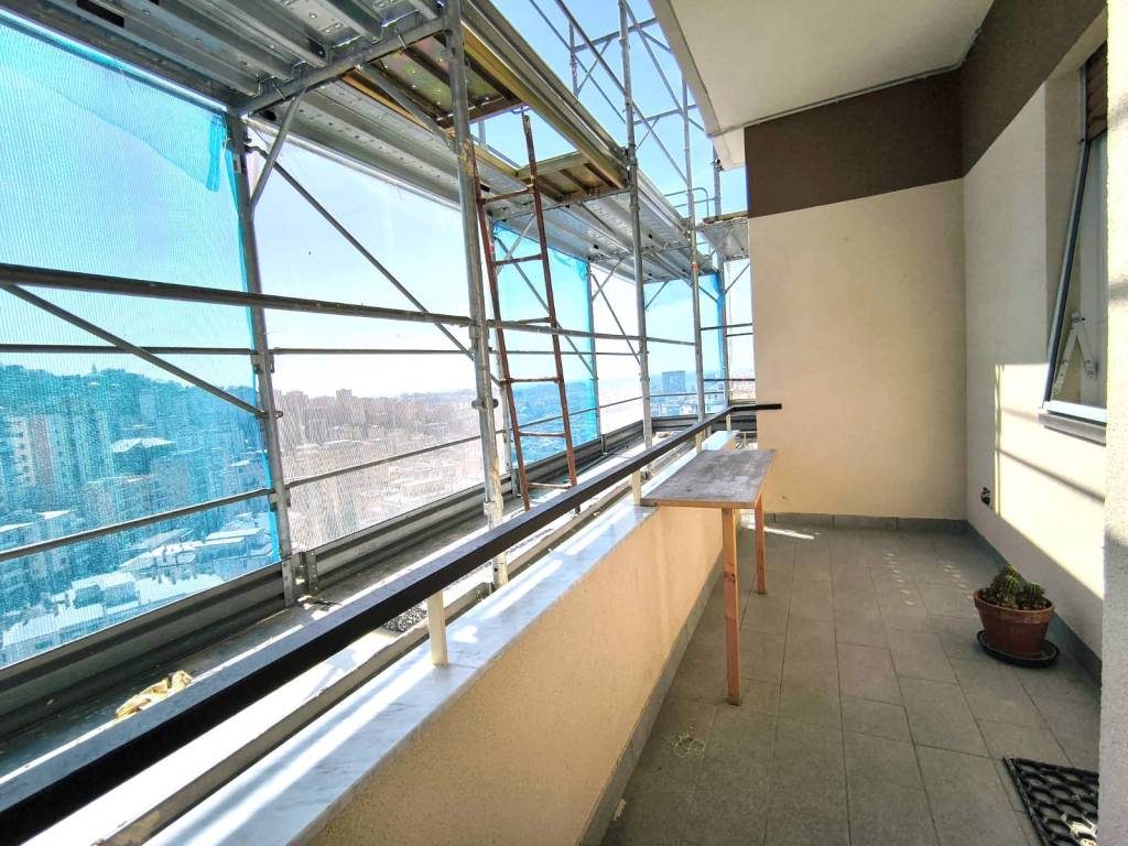 Appartamento via aurelio robino 59, marassi, genova