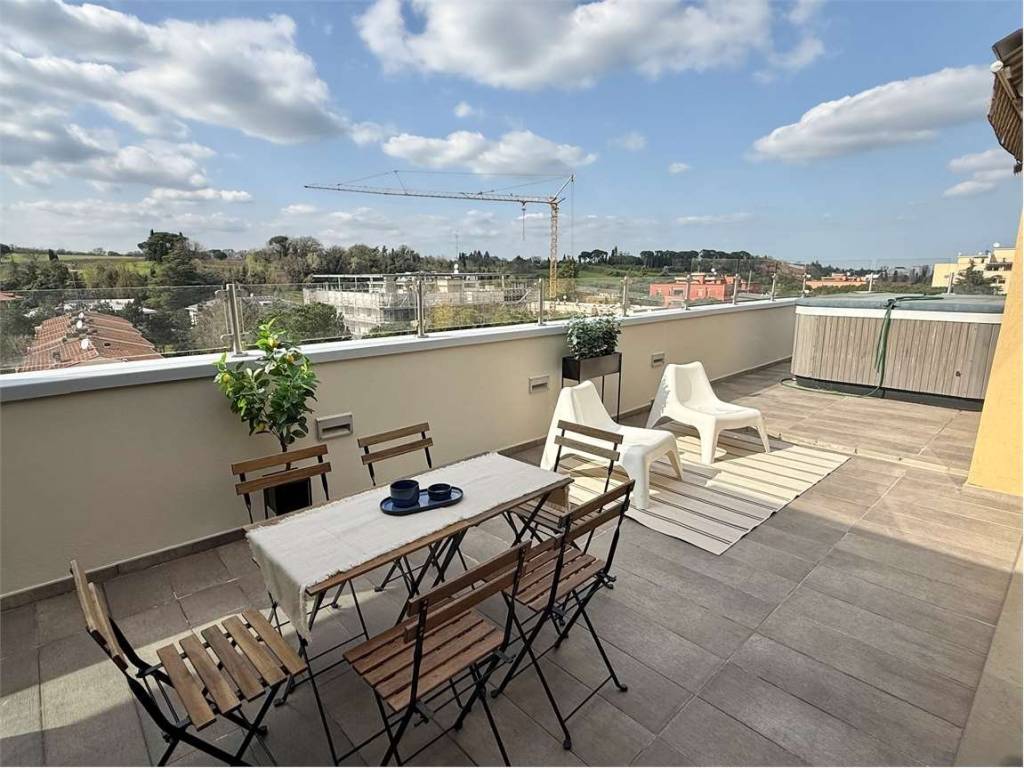 Attico attico - terrazzo abitabile con jacuzzi, pedagna, monte catone, imola