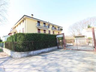 Apartment via sommacampagna 39, Via Mantovana - Dossobuono, Verona