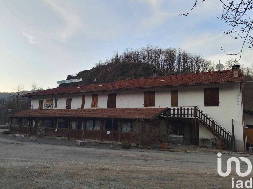Attività commerciale localitã  localita' ponte, cartosio