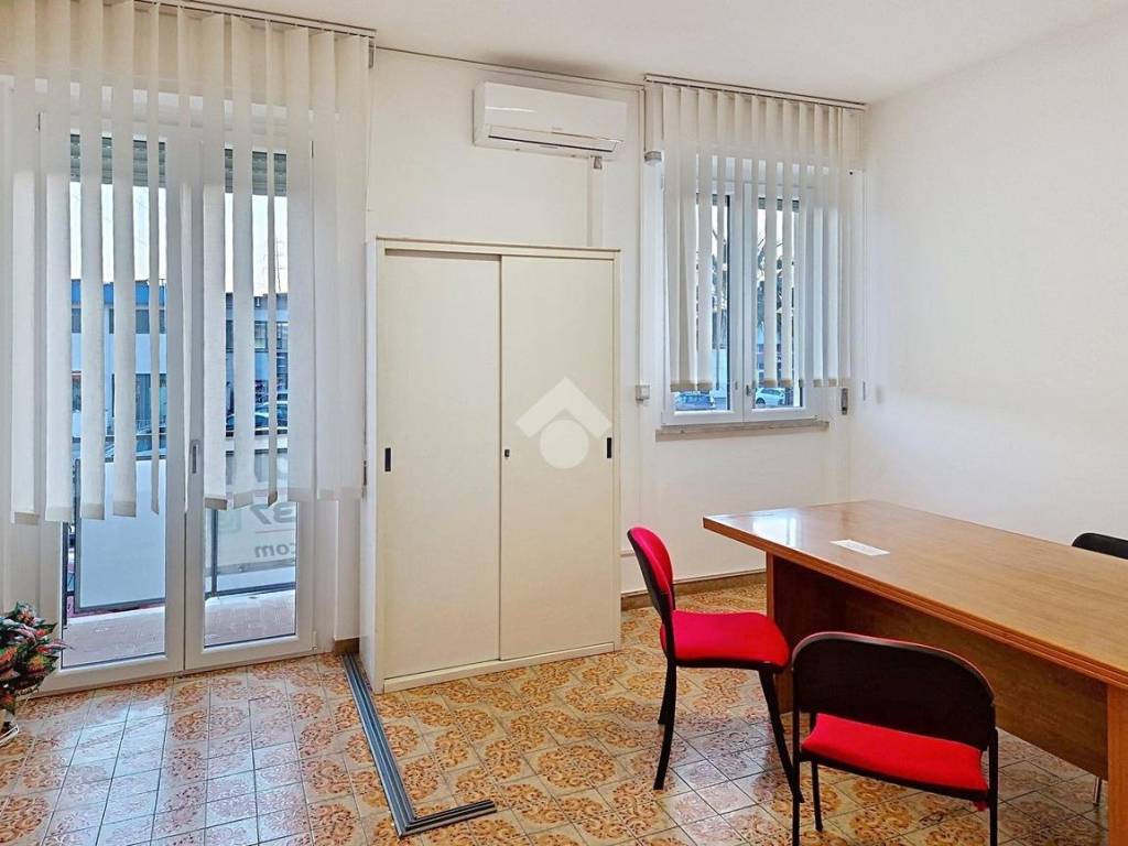 Ufficio - studio via pian di rota 5, picchianti, livorno